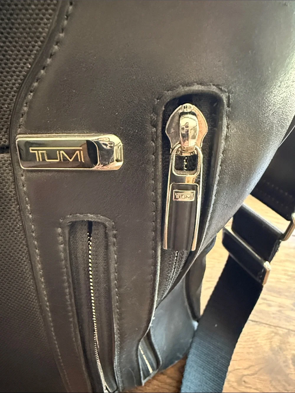 Tumi Black Men's Laptop Briefcase with Shoulder Strap